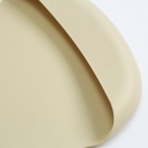 Bavoir silicone ecru 22x30 cm