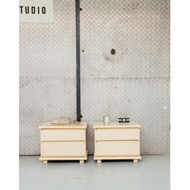 Maïa, la paire de chevets en bois n°154