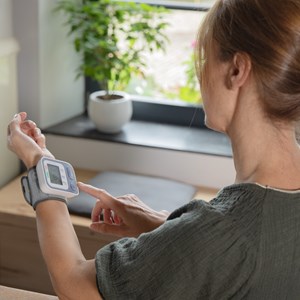 Tensiomètre poignet pour 2 utilisateurs