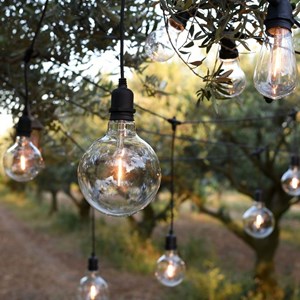 Guirlande guinguette 8 suspensions led