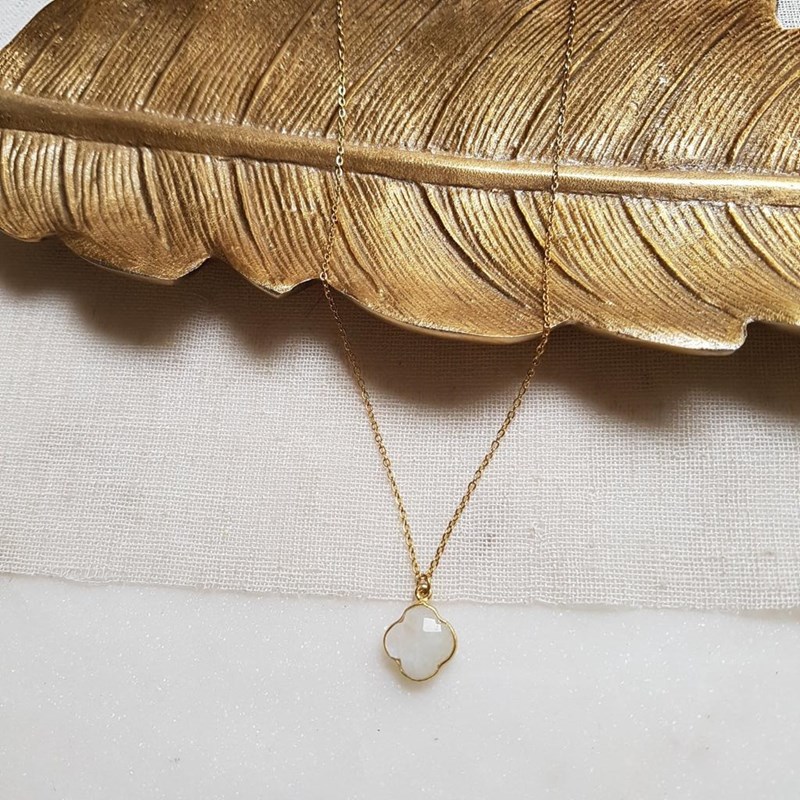 Collier subhagya pierre de lune