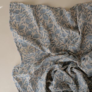 Maxi lange en coton blue flowers (120 x 120 cm)