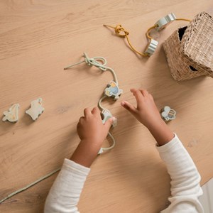 Perles en bois à lacer