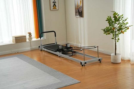 Pilates Reformer pliable en métal