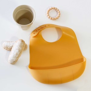Bavoir avec récupérateur en silicone jau