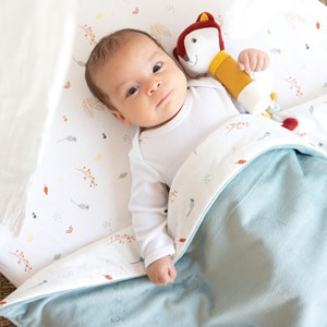 Couverture cache-cache en forêt vert 75x