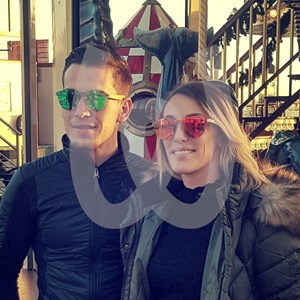 Bee lazy double blue note