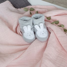 Chaussons naissance - petit lapin gris 0