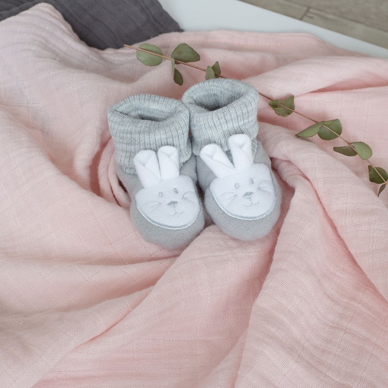Chaussons naissance - petit lapin gris 0