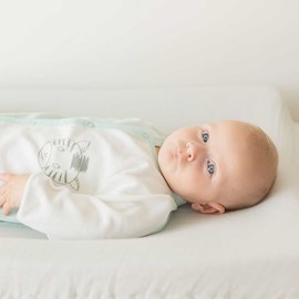 Dors bien ouverture devant motif zèbre b