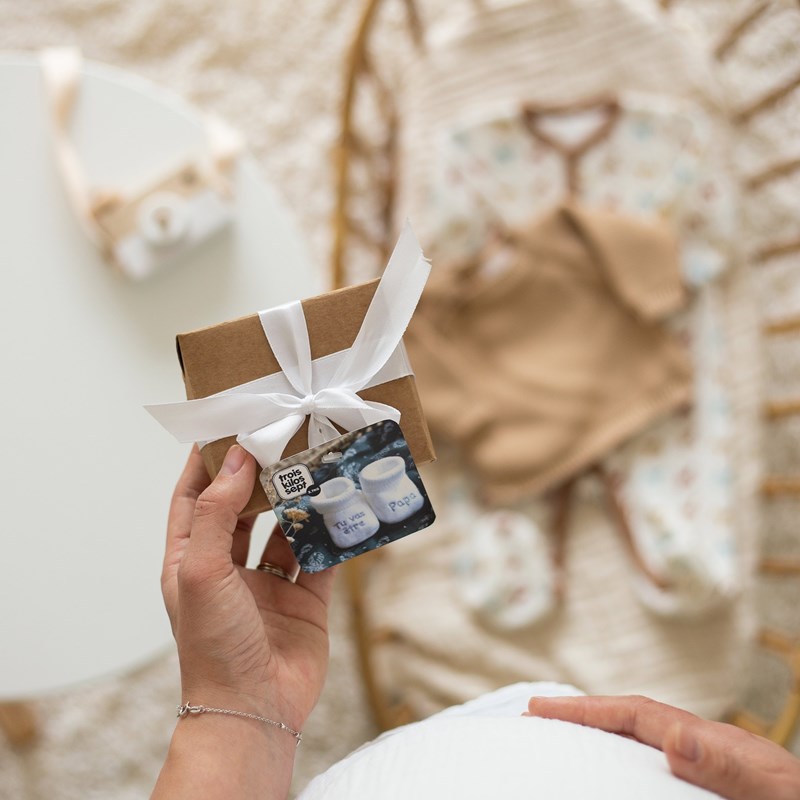 Chaussons naissance pour annoncer la gro