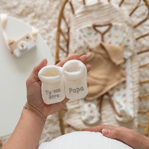 Chaussons naissance pour annoncer la gro