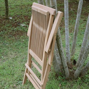 Lot de 2 fauteuils pliants en teck java