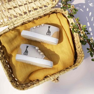 Chaussures bébé ecru 0