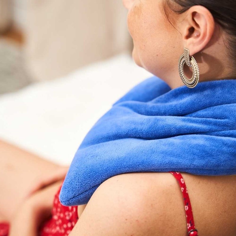 Bouillotte tour de cou bleu roi