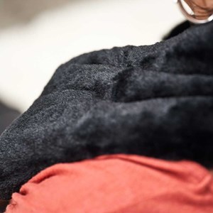 Bouillotte tour de cou noir