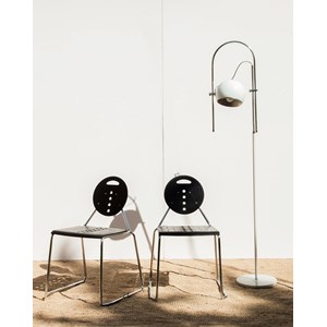 Alma, la paire de chaises noires n°379
