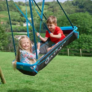 Bateau pirate avec collier pour portiqu