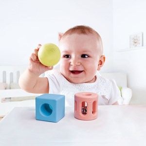 Sonajero bebé hape geométrico