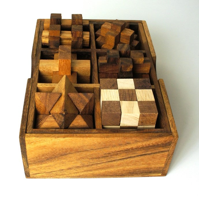Relaxdays Jeu de casse-tête, en bois, 6 puzzles, avec boîte, stimule la  pensée logique, pour adultes & enfants, marron