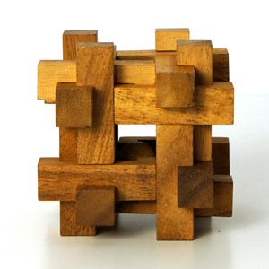 Casse-tête la boule emprisonnée