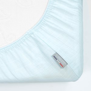 Drap housse gaze de coton à carreaux