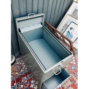 Meuble de rangement en métal n°214