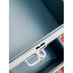 Meuble de rangement en métal n°214