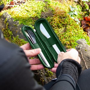 Set de couverts avec étui textile vert