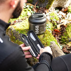 Set de couverts avec étui textile noir