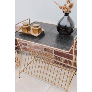 Anouk, la desserte en métal n°147