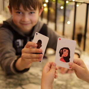 Topla jeu de bataille féministe - 52 car