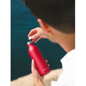 Qwetch bouteille isotherme active Rouge