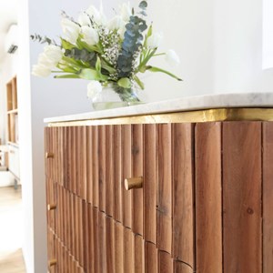 Commode bois d'acacia et marbre blanc