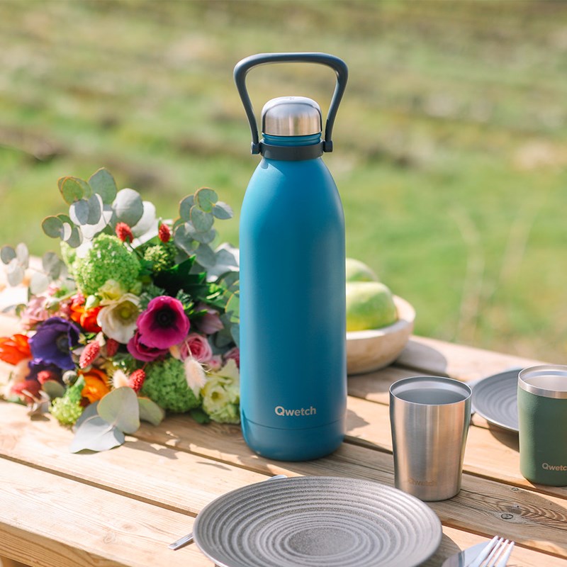 Qwetch bouteille isotherme titan bleu