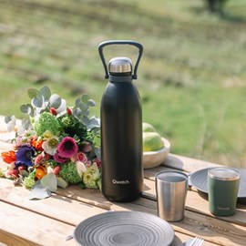Qwetch bouteille isotherme titan  noir