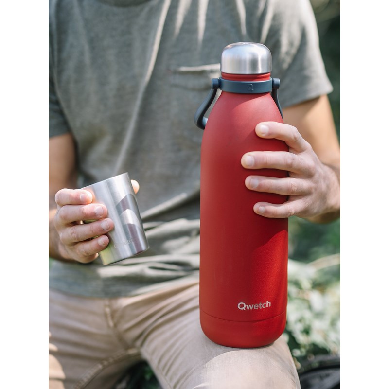 Qwetch bouteille isotherme titan rouge