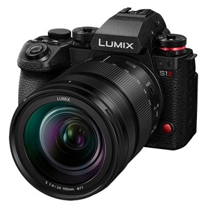 Panasonic lumix s1 ii + 24-105