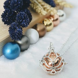 Bola cage  - bille rose - lotus