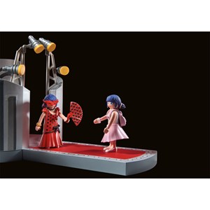 Miraculous : défilé de mode à paris