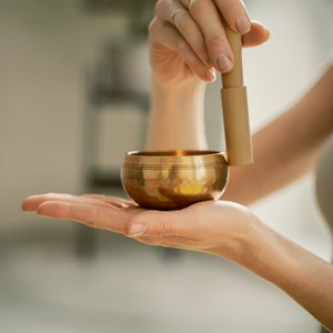 Bol chantant tibétain avec maillet