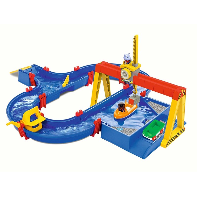 Le port à conteneurs aquaplay