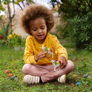 Farm world veau de printemps coloré