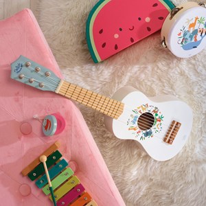 Guitare animaux du monde sarah betz