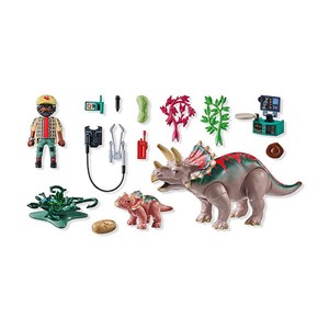 Tricératops bébé, oeuf et explorate