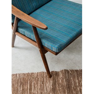 Jakob, le fauteuil bleu en bois n°428