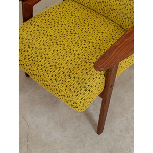 Jakob, le grand fauteuil jaune n°438