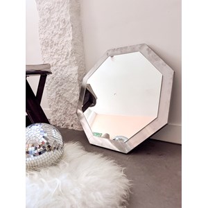 Igor, le miroir en métal brossé n°667