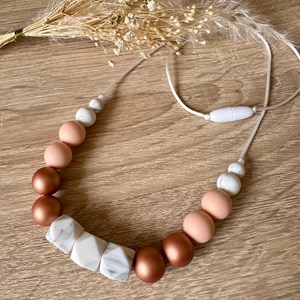 Collier d'allaitement - plum