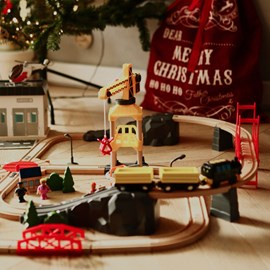 Ville avec circuit train electrique bois